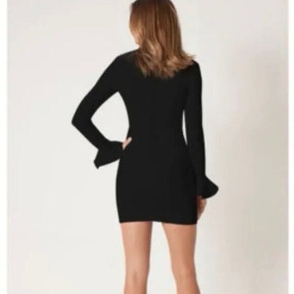 BLACK HALO NWT Hampton Mini Dress Black Size 2 Bell sleeve $415 - Picture 4 of 11